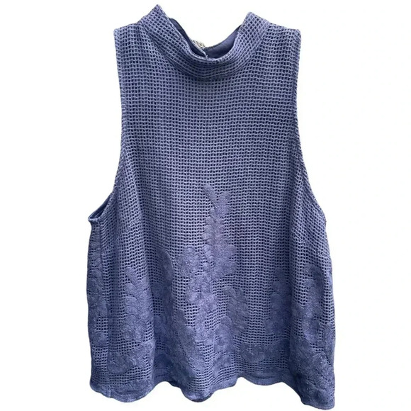 JOA Navy Embroidered Crop Top - Picture 1 of 6